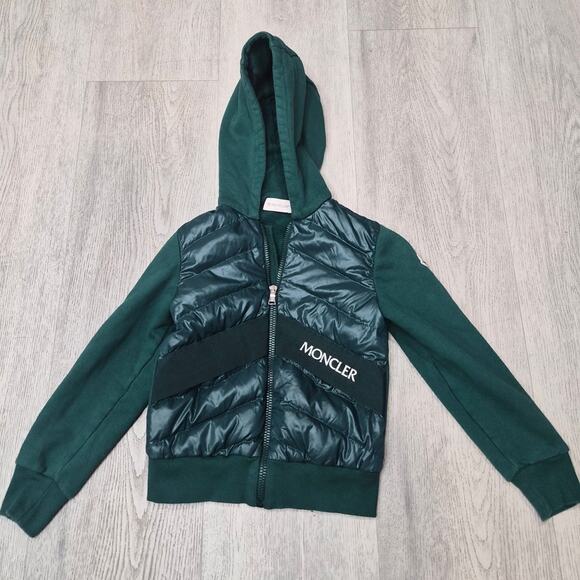 Moncler Other - Moncler Forest Green Casual Kids Hooded Jacket With Zipper Closure